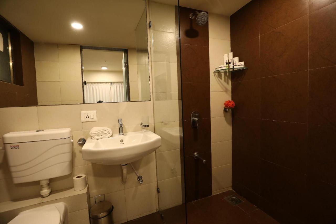Honest Homes At Rajhans Belliza, Appartment Units Surat Zewnętrze zdjęcie