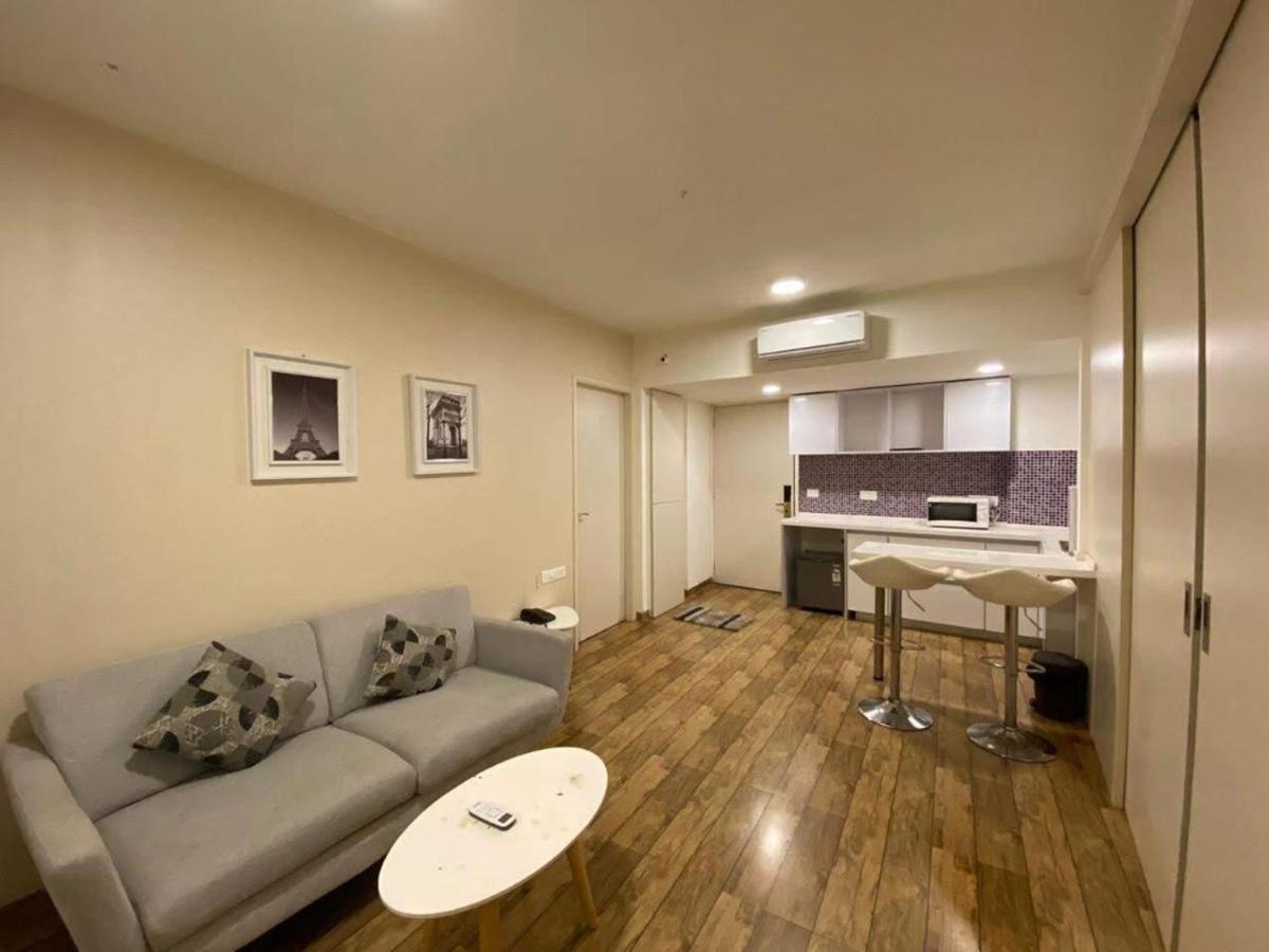 Honest Homes At Rajhans Belliza, Appartment Units Surat Zewnętrze zdjęcie